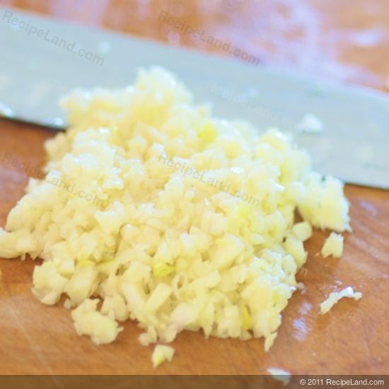 Minced garlic