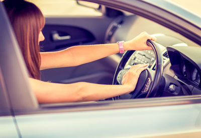  Don’t Sit Idly While Stuck In Traffic: Try These Easy Exercises