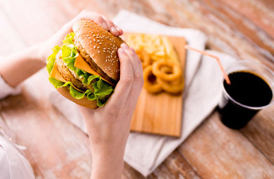 Unusual Side Effects of Eating Fast Foods