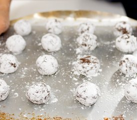 Chocolate Crinkle Cookies