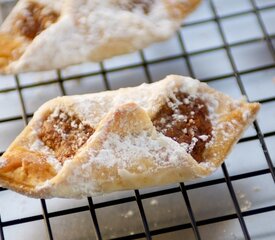 Kifli (Hungarian Walnut Cookies)