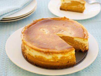 Kahlua Marbled Pumpkin Cheesecake
