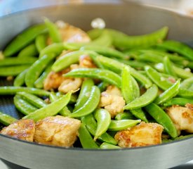 15 Minute Sichuan-Style Chicken with Peanuts