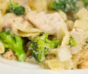 Broccoli, Chicken and Noodle Casserole