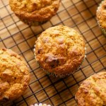 Low-Fat Oatmeal Muffins