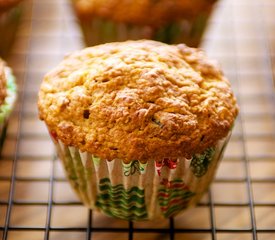 Low-Fat Oatmeal Muffins