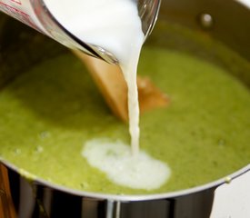 Broccoli and Swiss Cheese Soup