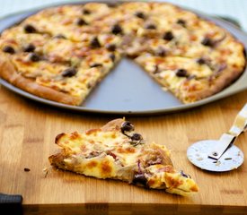 Whole Wheat Rosemary, Onion and Olives Focaccia Pizza