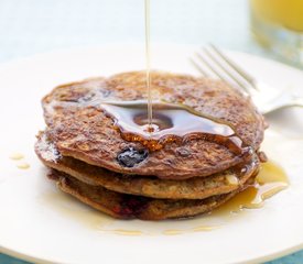 Oatmeal and Berry Pancakes