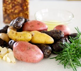 Garlicky Oven Roasted Rosemary Fingerling Potatoes