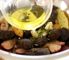 Garlicky Oven Roasted Rosemary Fingerling Potatoes