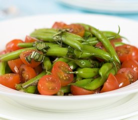 Green Bean and Tomato Salad with Basil Vinaigrette