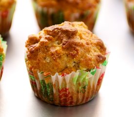 Cheesy Whole Wheat Cheddar Muffins