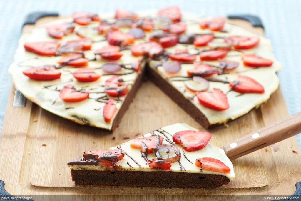 Applesauce Brownie Pizza recipe