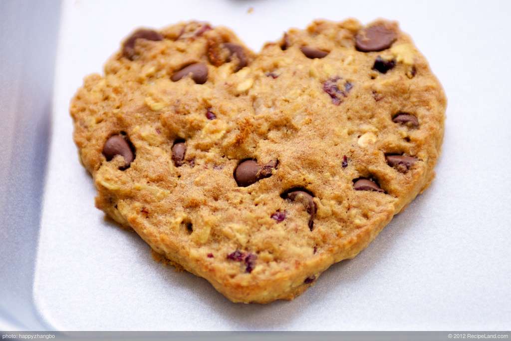 Valentine's Day Chocolate Chip and Peanut Butter Cookies recipe