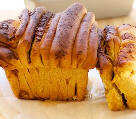 Cheddar and Beer Pull-Apart Bread