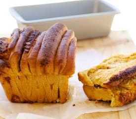 Cheddar and Beer Pull-Apart Bread