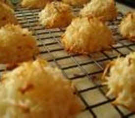 Homemade Coconut Macaroons