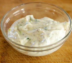 Creamy Ranch Salad Dressing (Light)