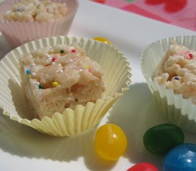 White Chocolate Chip Krispie Squares