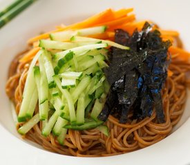 Spicy Soba Noodle Salad