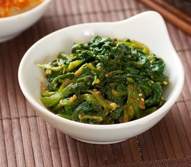 Spicy-Soy Spinach Salad