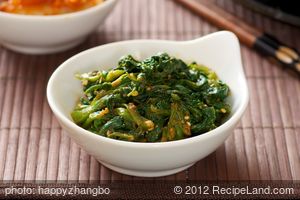 Spicy-Soy Spinach Salad