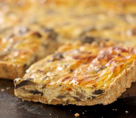 Amazing Sour Cream Mushroom Quiche