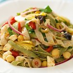 Easy Mediterranean Pasta Salad