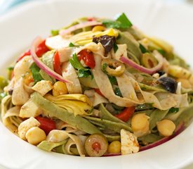 Easy Mediterranean Pasta Salad