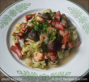 Spring Cabbage with Mushrooms, Frankfurters and Shrimps