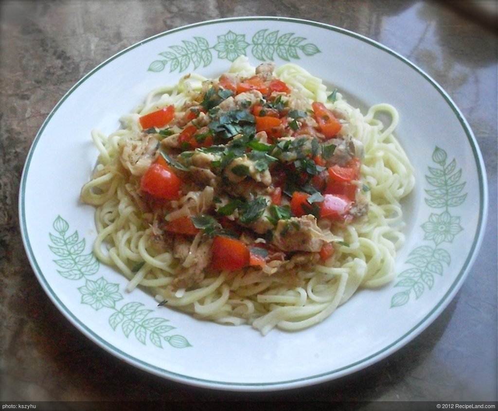 Chicken and Pasta in Ginger Sauce