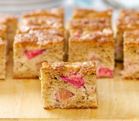 Moist Rhubarb Coffeecake