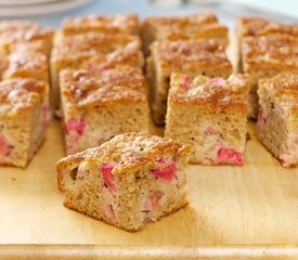 Moist Rhubarb Coffeecake