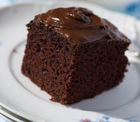 Hershey's Old-Fashioned Chocolate Cake