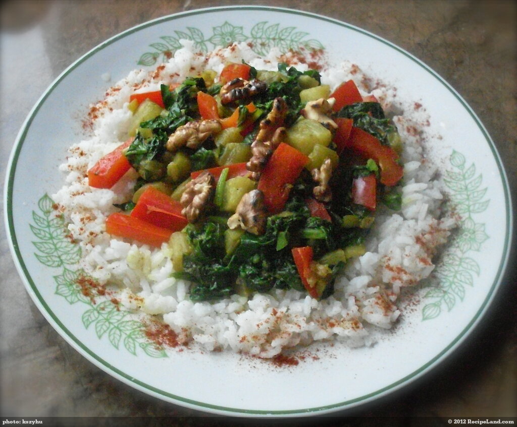 Eggplant, Red Pepper and Spinach Curry