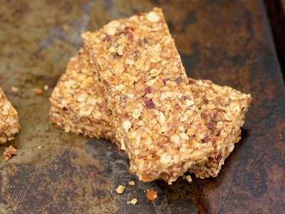 Almond, Peanut Butter and Dried Fruits Granola Bars