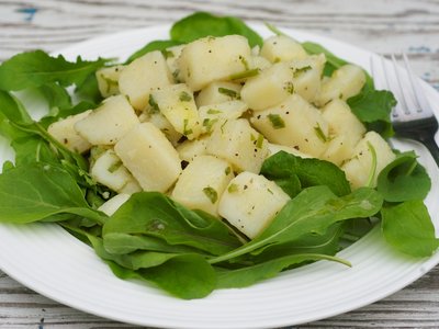 Arugula and Potato with Garlic Vinaigrette