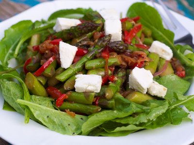 Asparagus, Red Bell Pepper and Arugula Salad