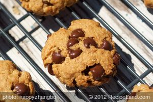 Amazing Peanut Butter Chocolate Chip Cookies