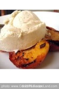 What's better with Ice Cream than Peaches!