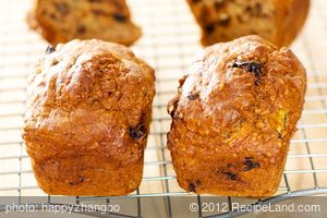 Linda's Whole Wheat Zucchini-Banana Bread recipe