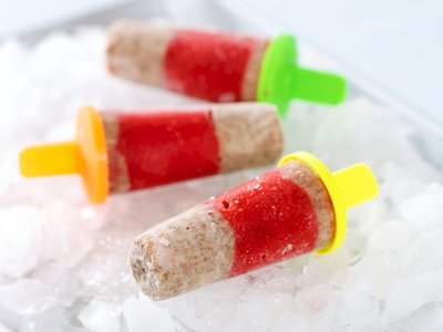 Strawberry and Chocolate Wafer Popsicles 