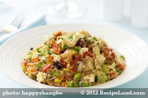 Quinoa and Edamame Salad with Sun-Dried Tomato and Olives recipe