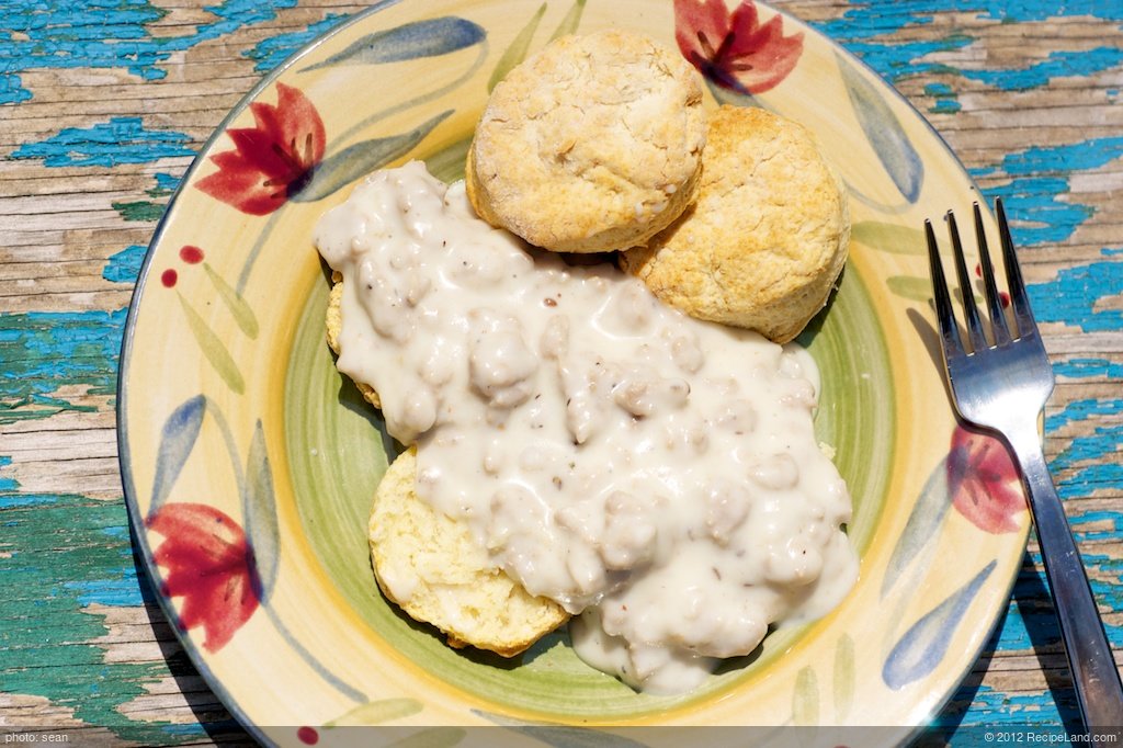 Grandma's Biscuits & Gravy