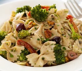 Broccoli, Olives and Feta Pasta Salad