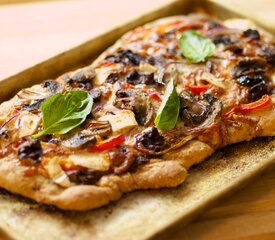 Sun-Dried Tomato, Olive and Basil Pesto Flatbread 