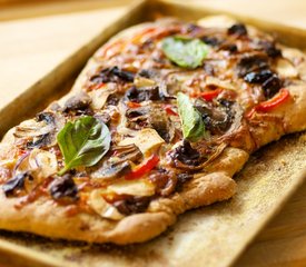 Sun-Dried Tomato, Olive and Basil Pesto Flatbread 