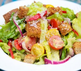 Mixed Salad with Parmesan Croutons