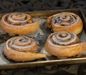 Cinnamon Rolls with Cinnamon Brown Sugar Filling and Cream Cheese Icing 